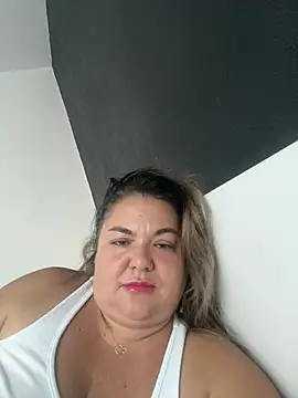 MikyVesela webcam