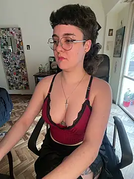 infernaldeity webcam