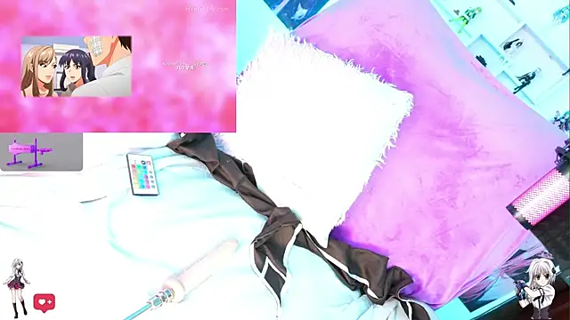 Kira-- webcam