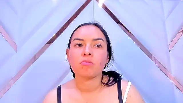 Violett_Bliss webcam