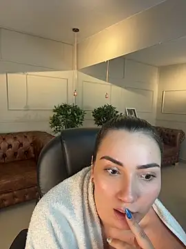 ava_blue webcam