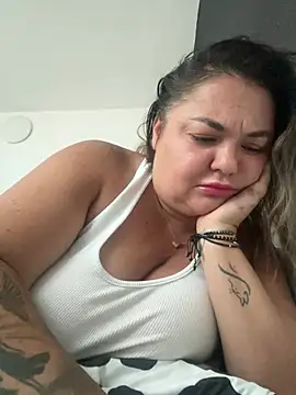 MikyVesela webcam