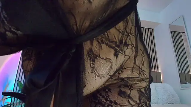 JuliRamirez webcam