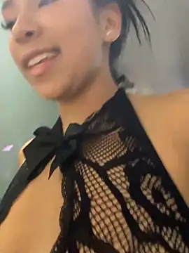 Taliaaa_Paris webcam