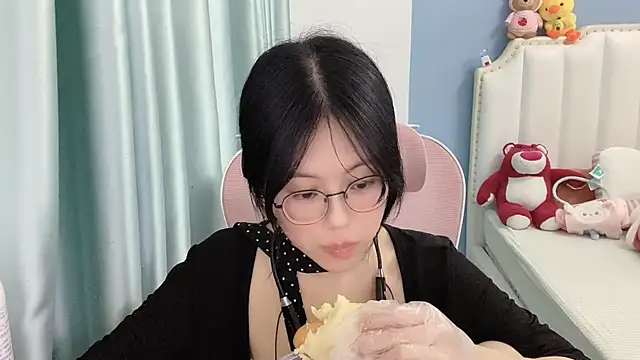 Luna-666 webcam