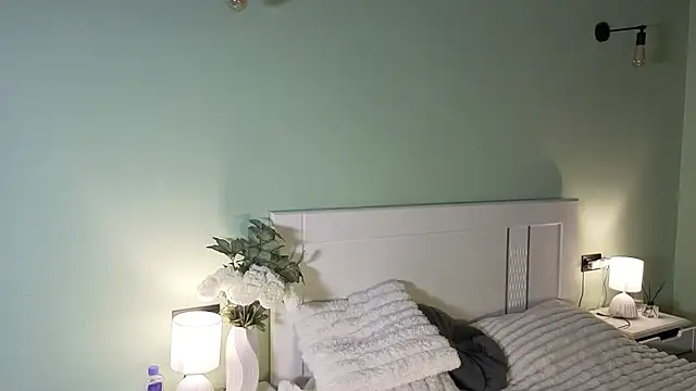 DianaaLight live sex cam