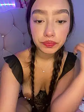 Miakittyyy webcam