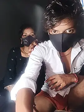 Romantic-couple10 webcam