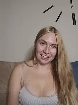 kisavixen - KisaVixen's free webcam