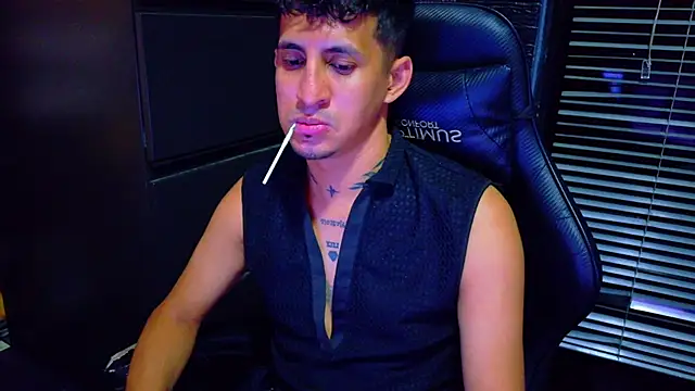 kenil_salvadorr webcam