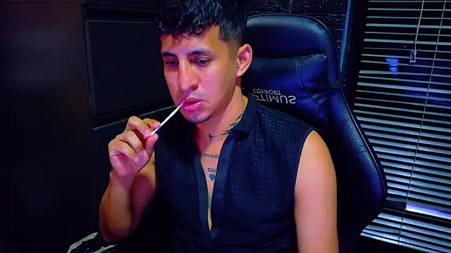 kenil_salvadorr webcam