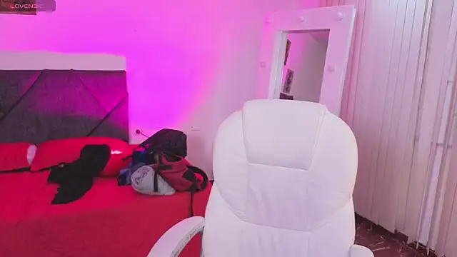 _sharlotte777 webcam