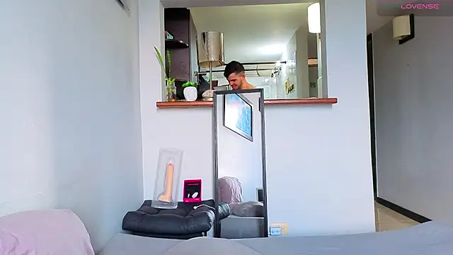 Matiashorney webcam