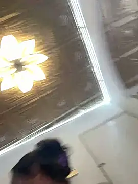 Yasmina_Noir