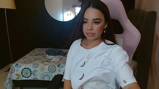 naomis_36 webcam