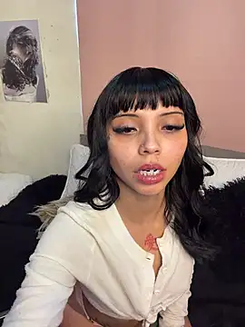 AlanaStormm webcam