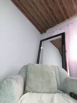 AgathaPember webcam