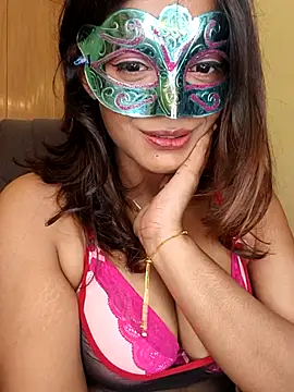 Queenniaa webcam