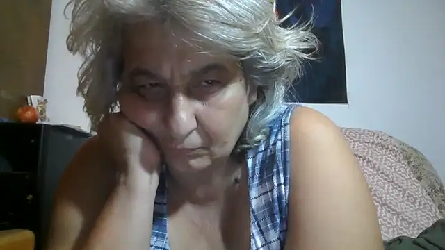 ExquisiteMature webcam