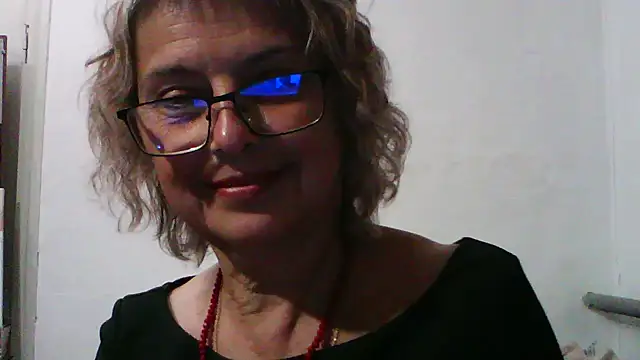 ElizabethGorden live cam on StripChat