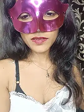 REVA_DARLING live cam on StripChat