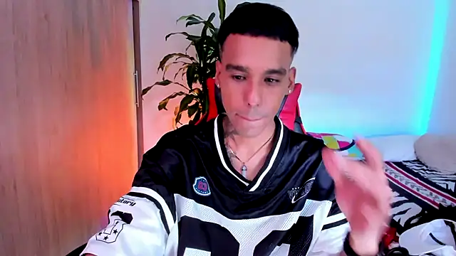 Damianwhite webcam