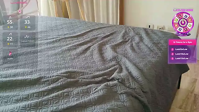 ViktoriaSilk webcam