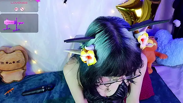 _HoshiMiuu_ live cam on StripChat