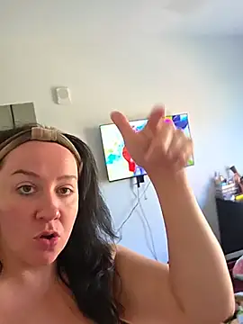 CreamVixen webcam