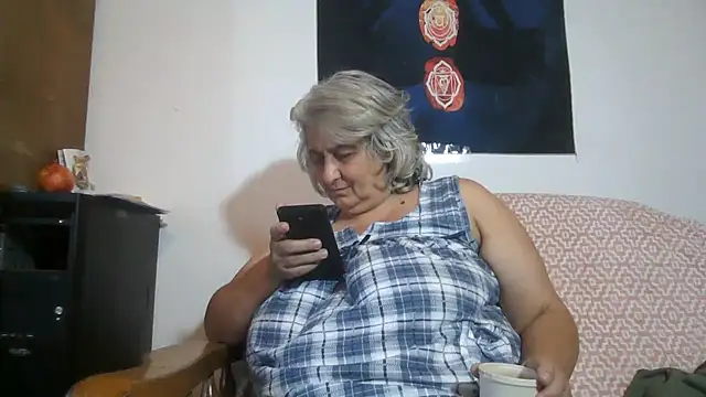 ExquisiteMature live sex cam