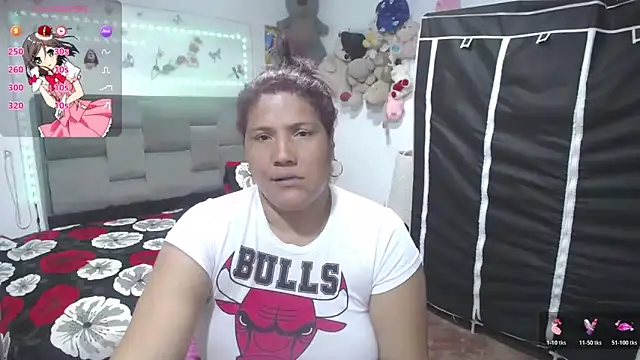 Sharloth_milf webcam