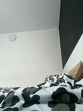 MikyVesela webcam