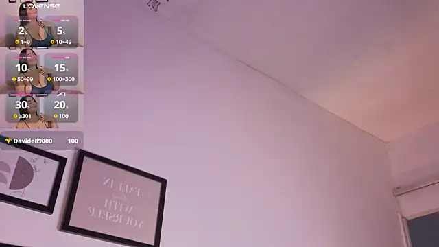 Pamela_tomas webcam