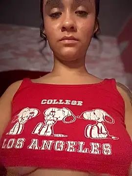 Isabella-Teen webcam