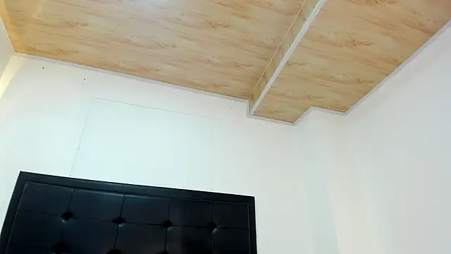 BustyGlow webcam
