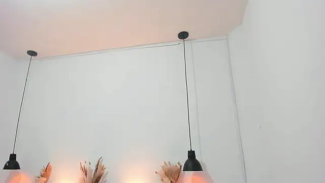 dakota_roussee webcam