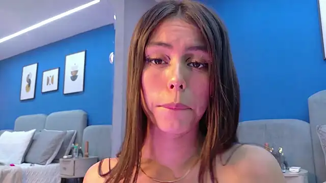 NaughtyHally_ webcam
