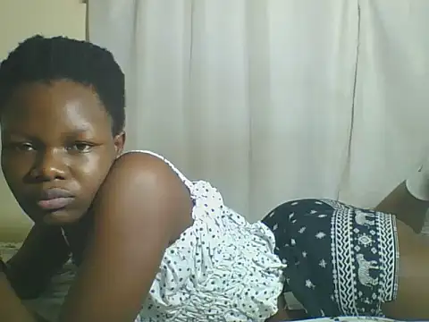 Sweetgal2025 webcam