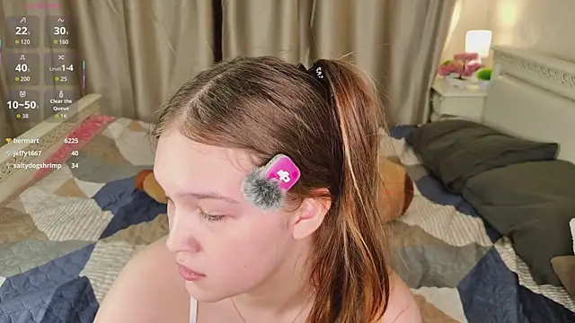 PlayfulMelly webcam