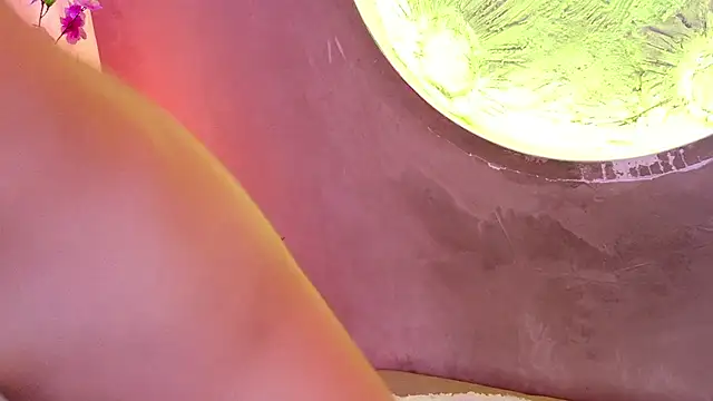 abril_collinz webcam