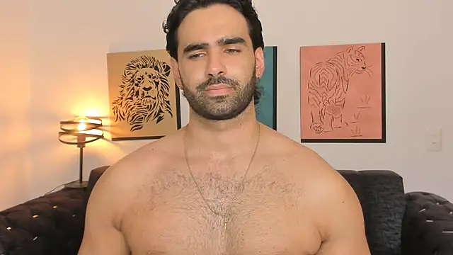 brad_martin (M young) - NAKED AND HARD DICK