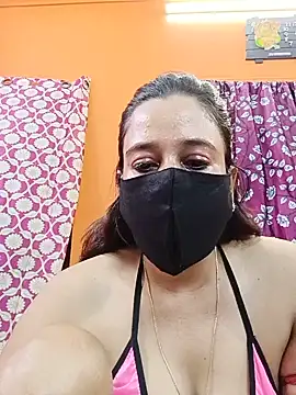 Hotpuja25 webcam