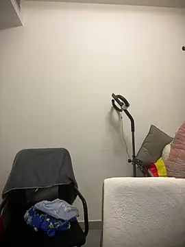 Rocket-Girl live cam on StripChat