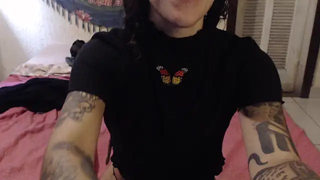 MissRebeka webcam