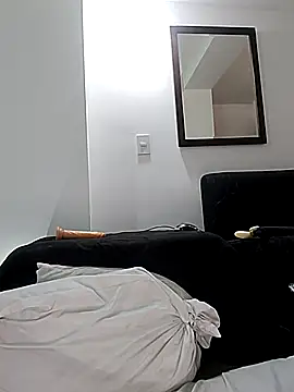 estrella_tasty webcam