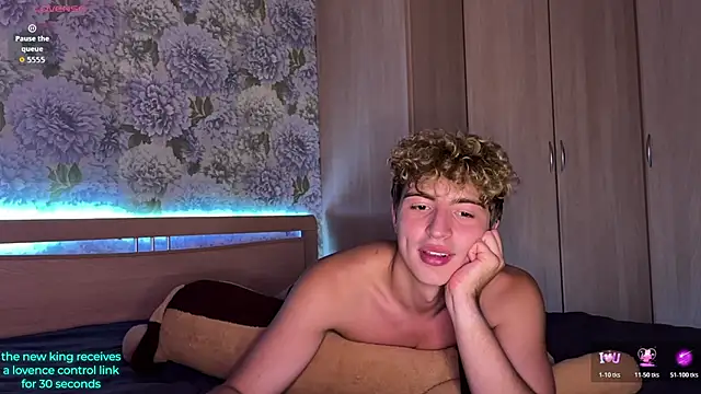 AlfredSweet webcam