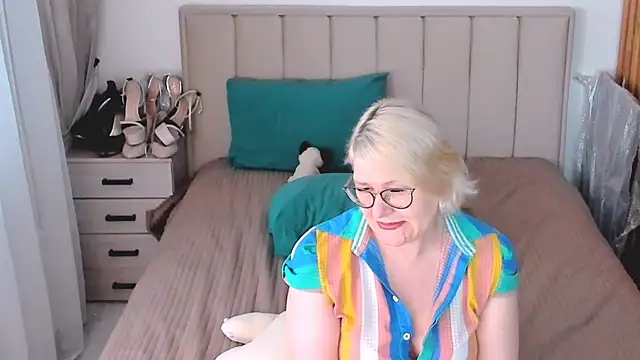sabrinamacmarren webcam