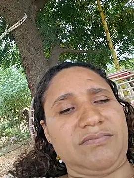 Mature--Mommy webcam