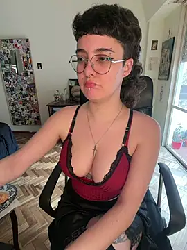 infernaldeity webcam