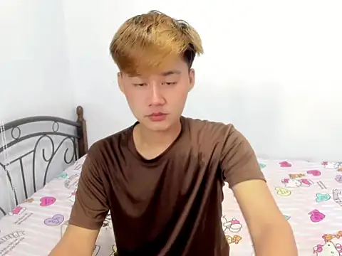 urasian_jhon webcam
